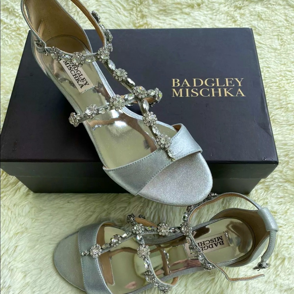 NIB Badgley Mischka Terry II Sandals $245